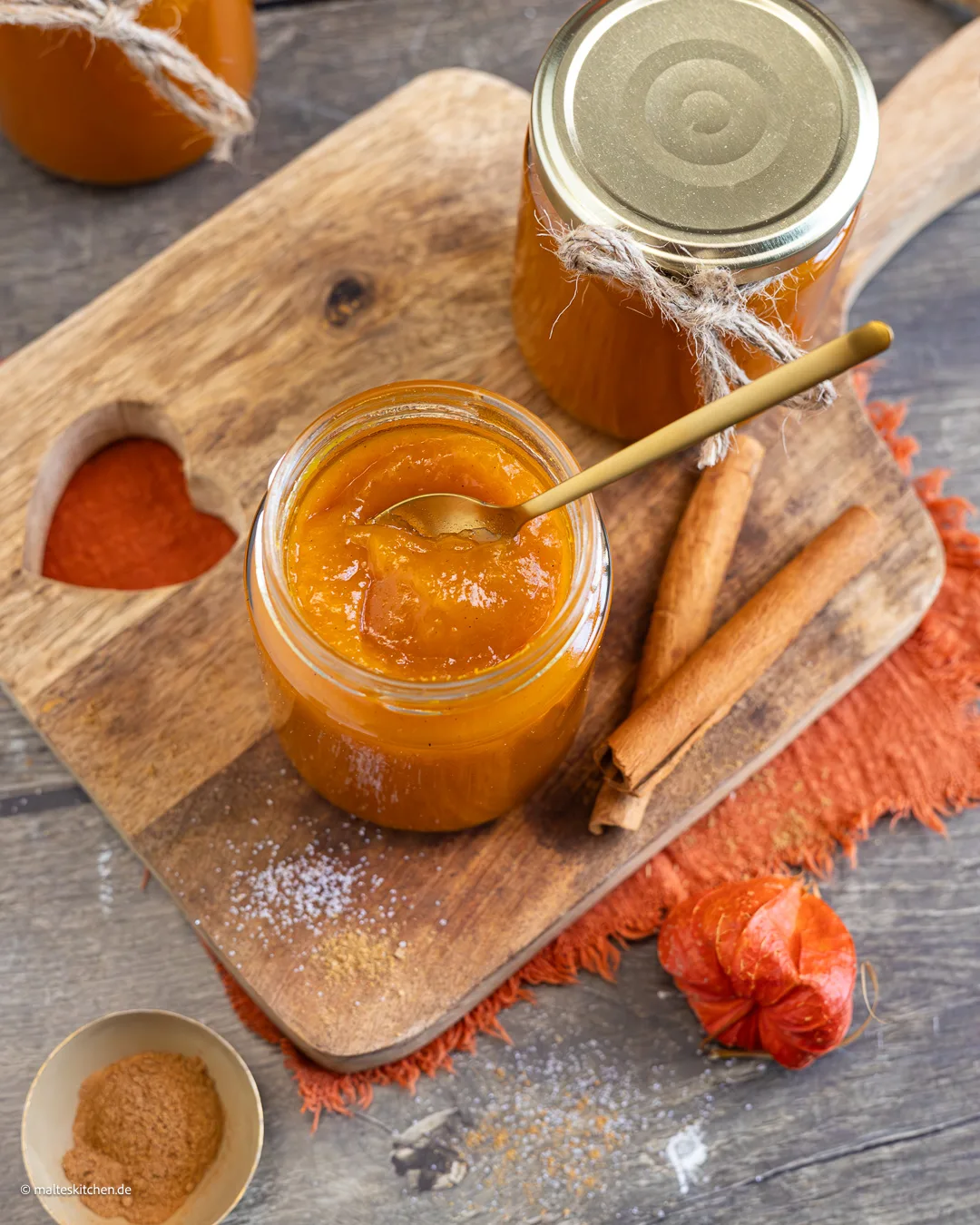 Samtige Marmelade mit Äpfeln und Kürbis
