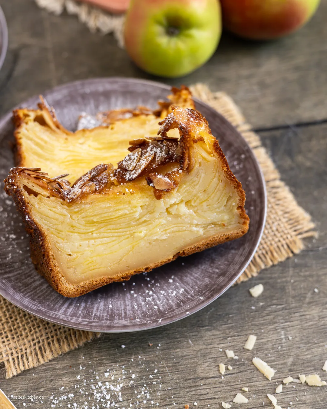 Unsichtbarer Apfelkuchen - saftig und lecker.