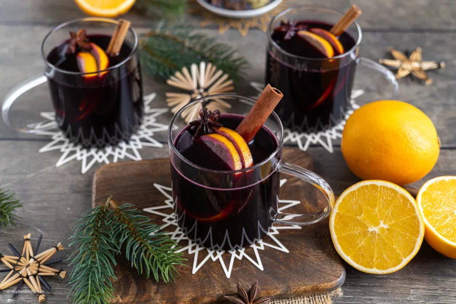 Selbstgemachter Glühwein wie vom Weihnachtsmarkt