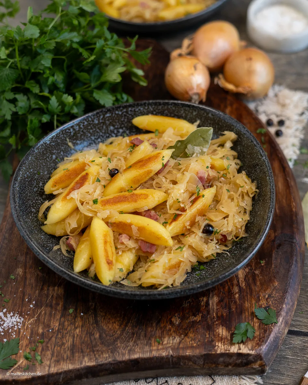 Sauerkraut mit Schupfnudeln