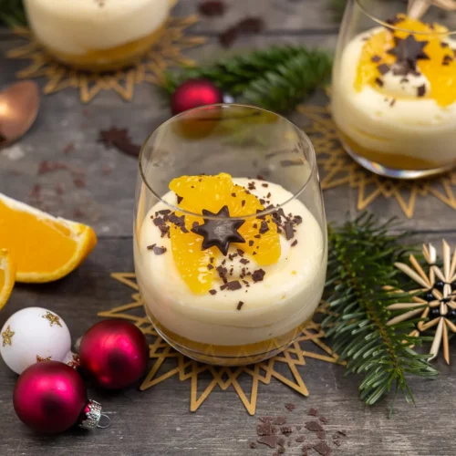 Orangencreme mit Orangenkompott
