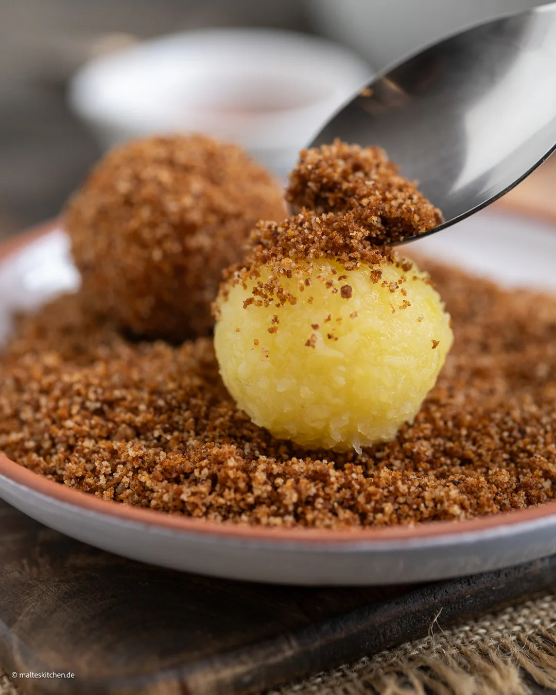Klöße mit Lebkuchenbrösel