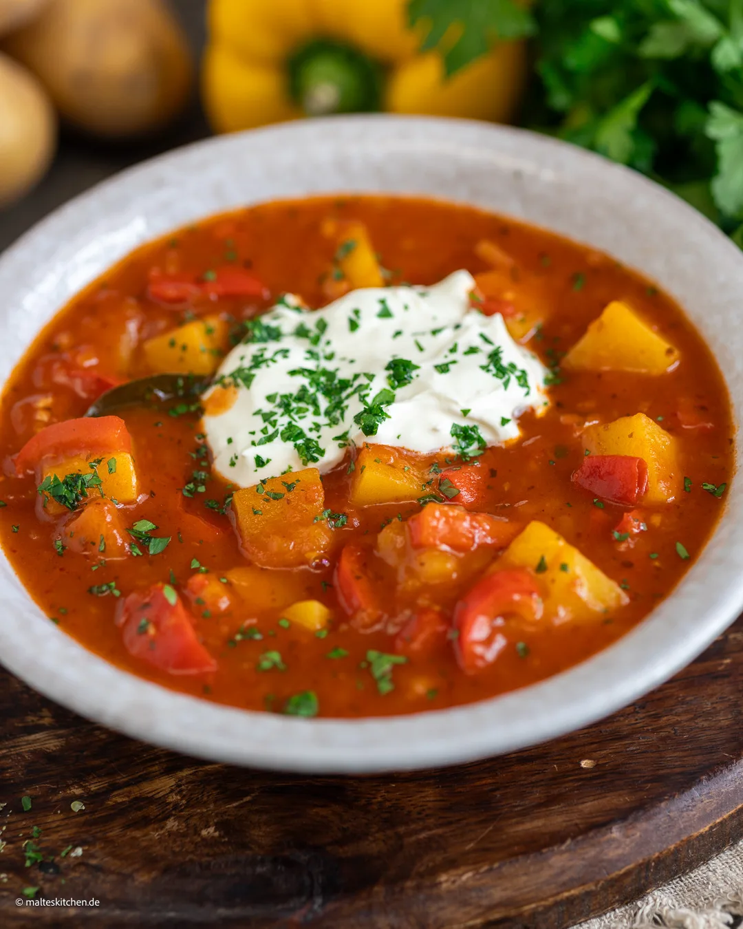 Kartoffelgulasch mit Paprika