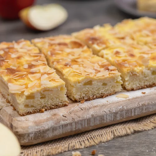 Apfelkuchen mit Marzipan vom Blech