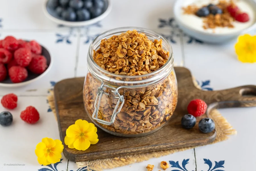 Selbstgemachtes Granola