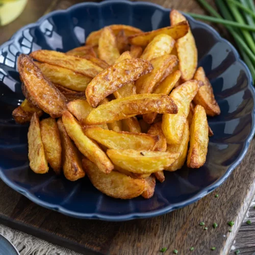 Kartoffelecken aus der Heißluftfritteuse.