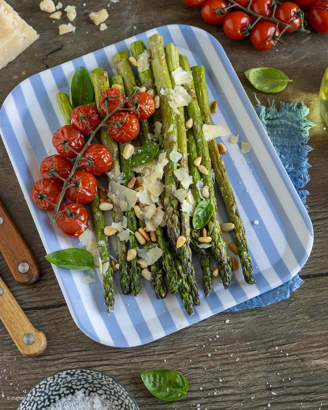 Grüner Spargel aus dem Airfryer.