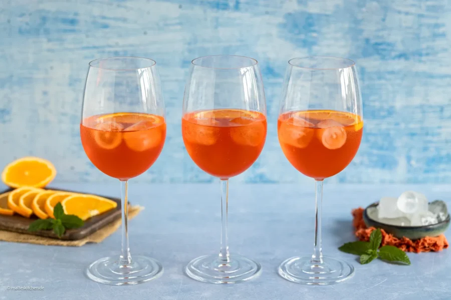 Aperol Spritz – herrlich prickelnder Sommercocktail