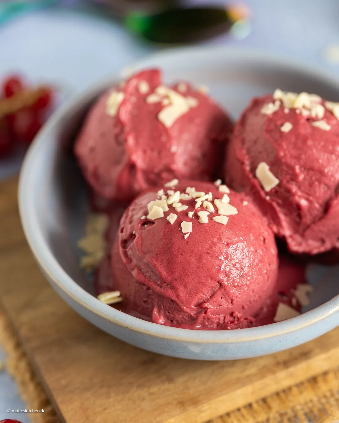 Beeren-Schmand-Eis