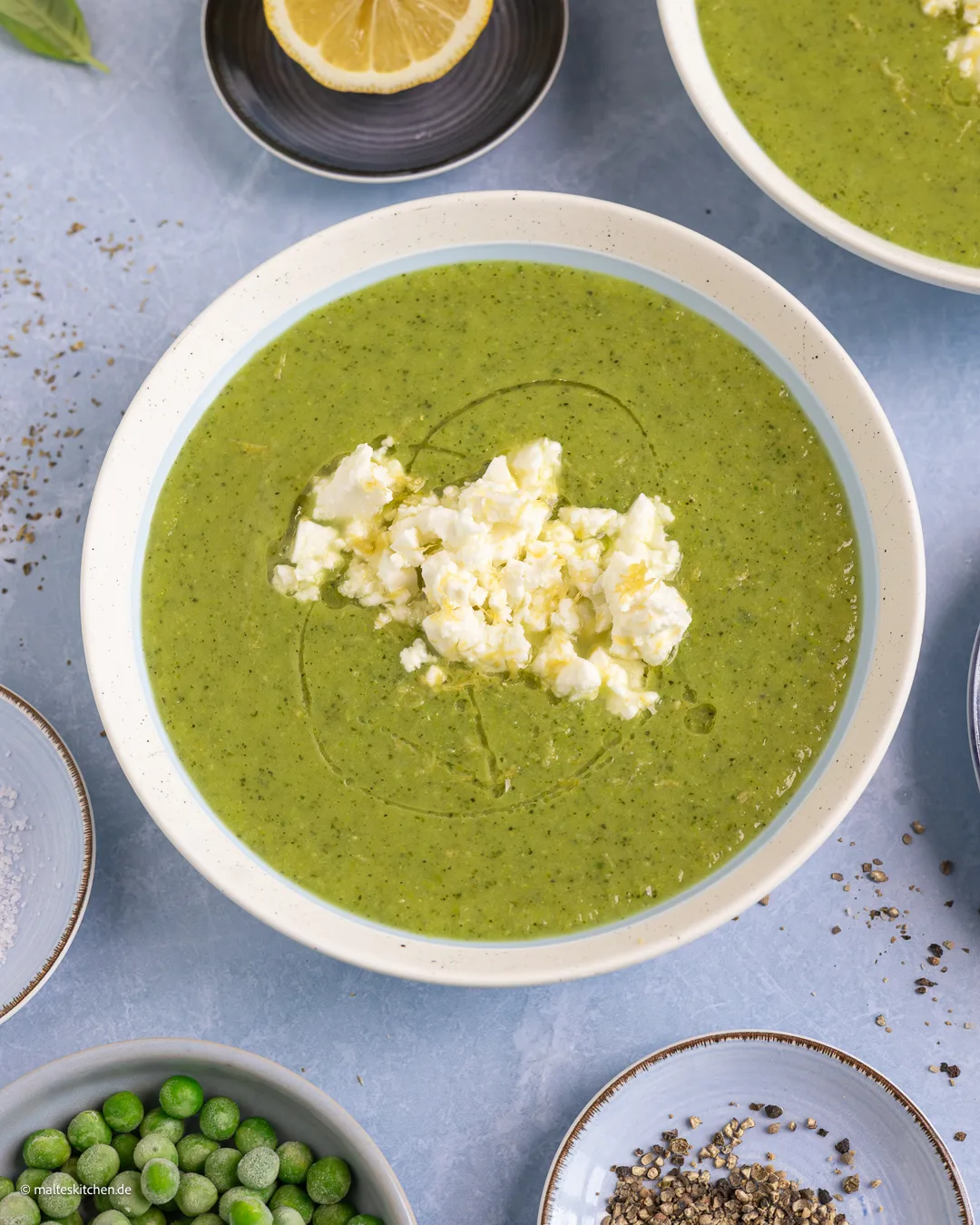 Zucchini-Suppe mit Erbsen von Ottolenghi