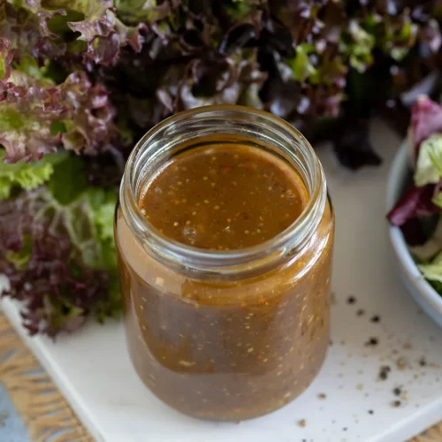 Schnelles Balsamico-Dressing für Blattsalate