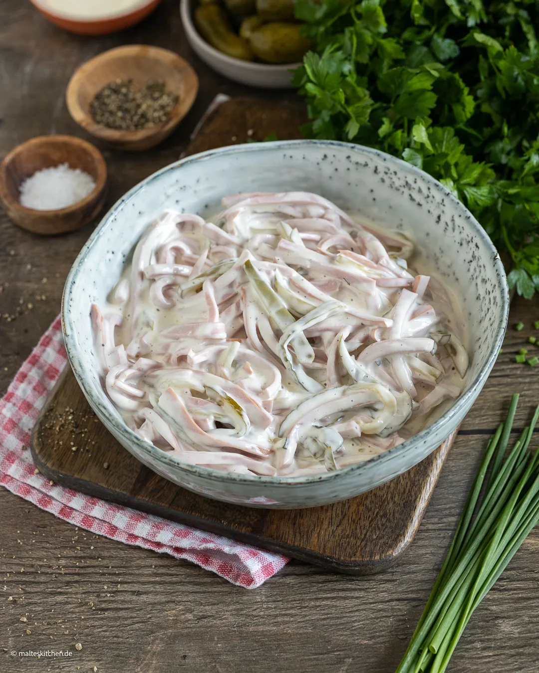 Omas leckerer Fleischsalat mit Mayonnaise