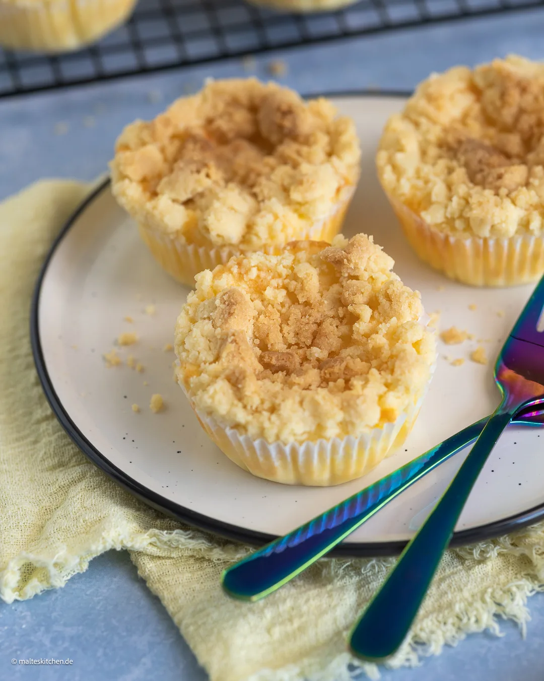 Muffins als Käsekuchen mit Butterstreusel