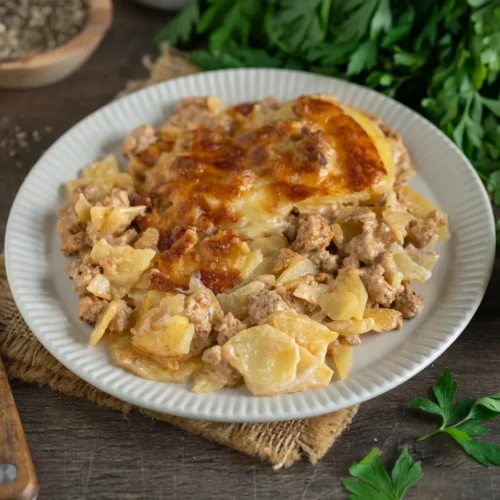Deftiger Kartoffel-Hackfleisch-Auflauf