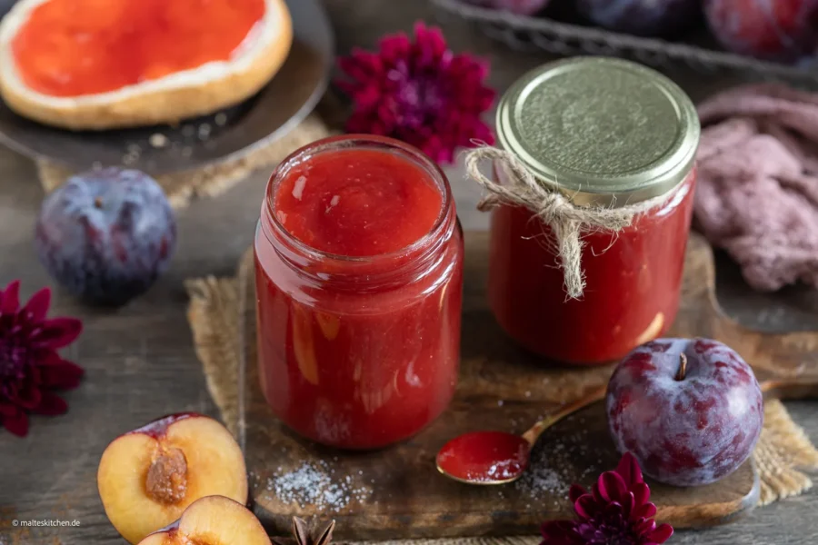 Leckere Pflaumenmarmelade - so süß schmeckt der Herbst