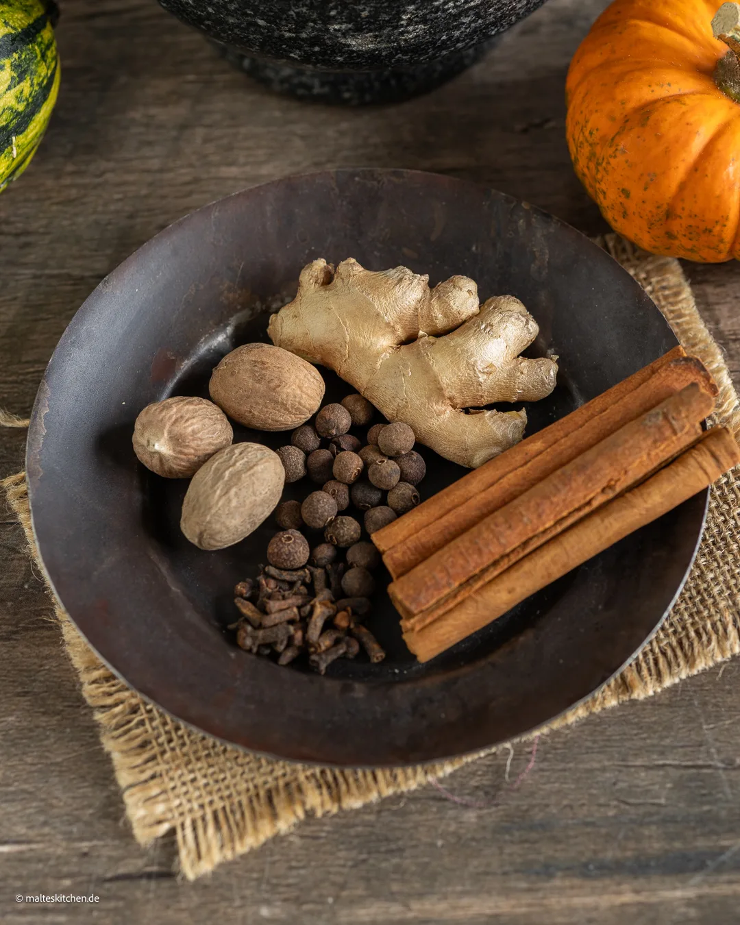 Zutaten für meine Pumpkin Spice Gewürzmischung