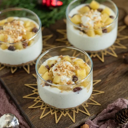 Bratapfel-Dessert mit Vanillecreme und Spekulatius