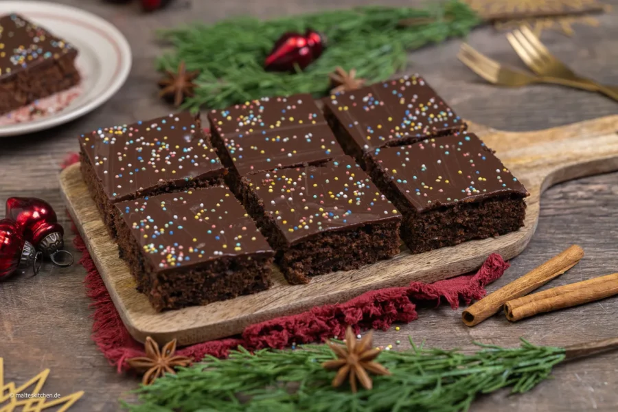 Saftiger Gewürzkuchen vom Blech