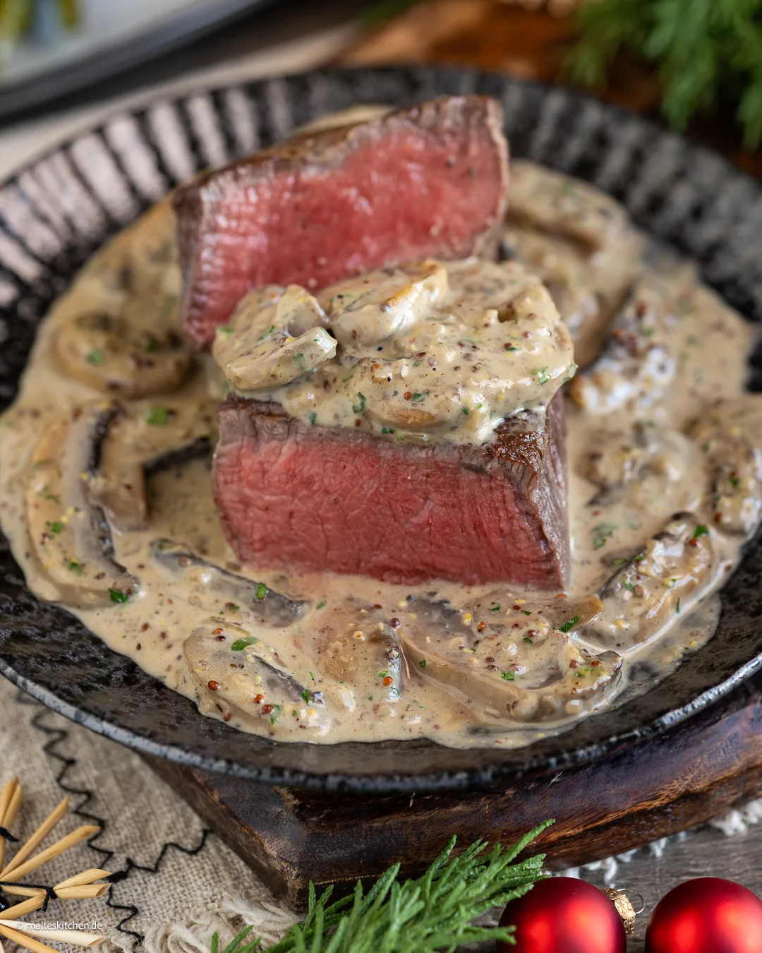 Saftiges Steak mit Soße!