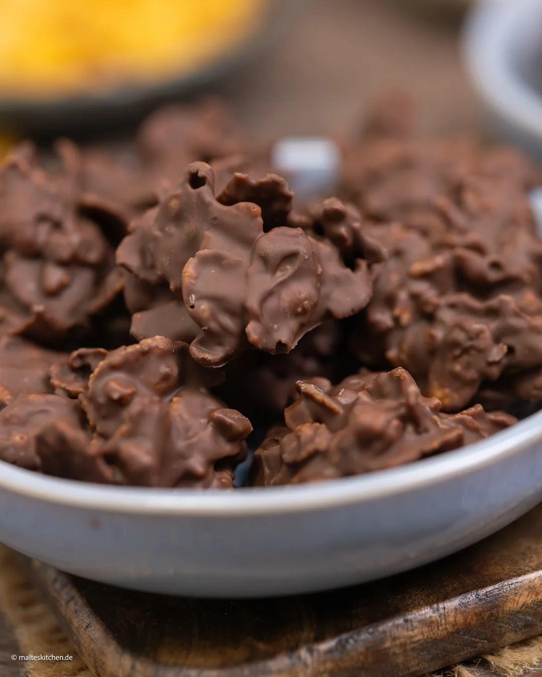 Knusprige Schoko Crossies aus Cornflakes
