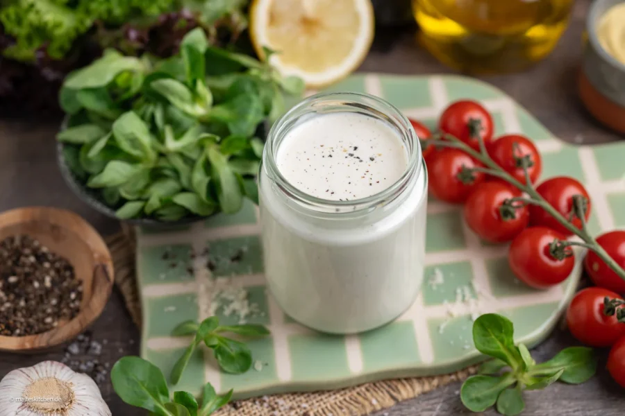 Caesar-Dressing für Salate