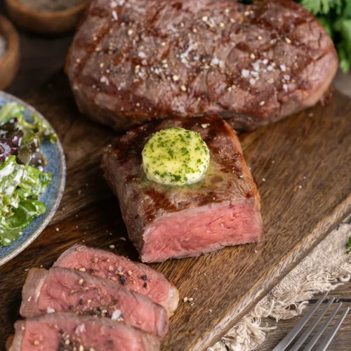 Rumpsteak vom Grill: rosa gegrillt