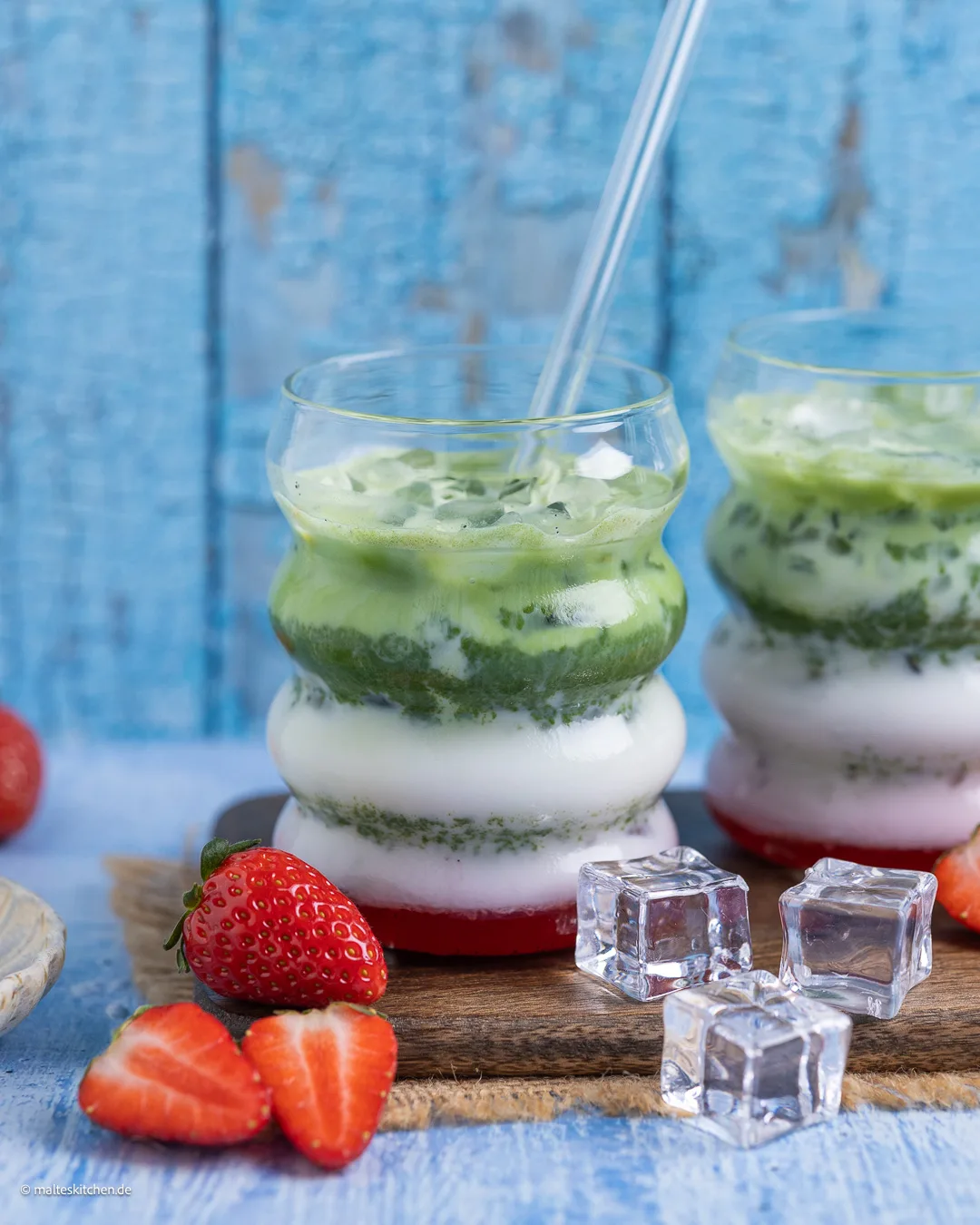 Leckerer Matcha Latte Strawberry