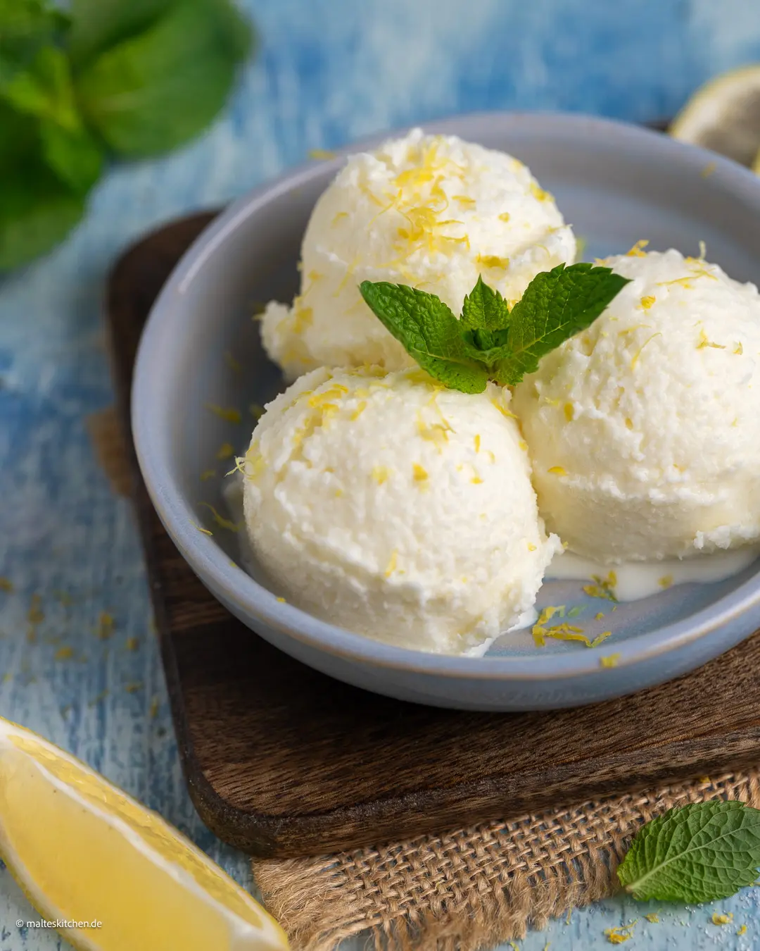 Buttermilch-Zitronen-Eis