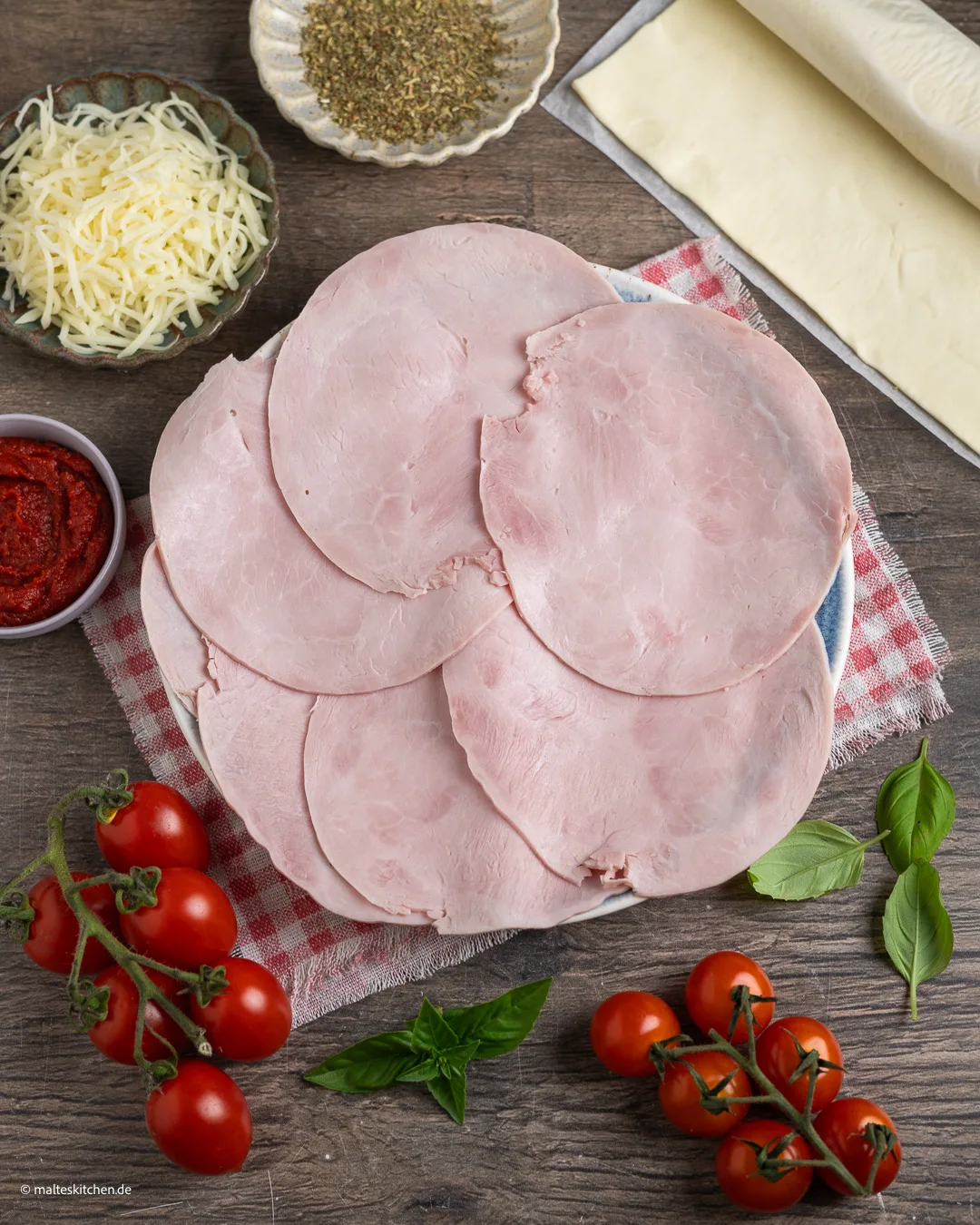 Kochschinken für die Pizzaschnecken