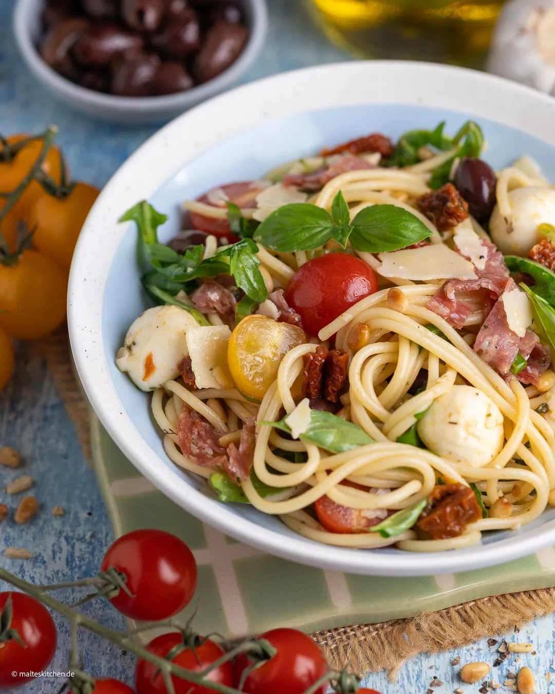 Sommerlich und lecker - der italienische Salat.