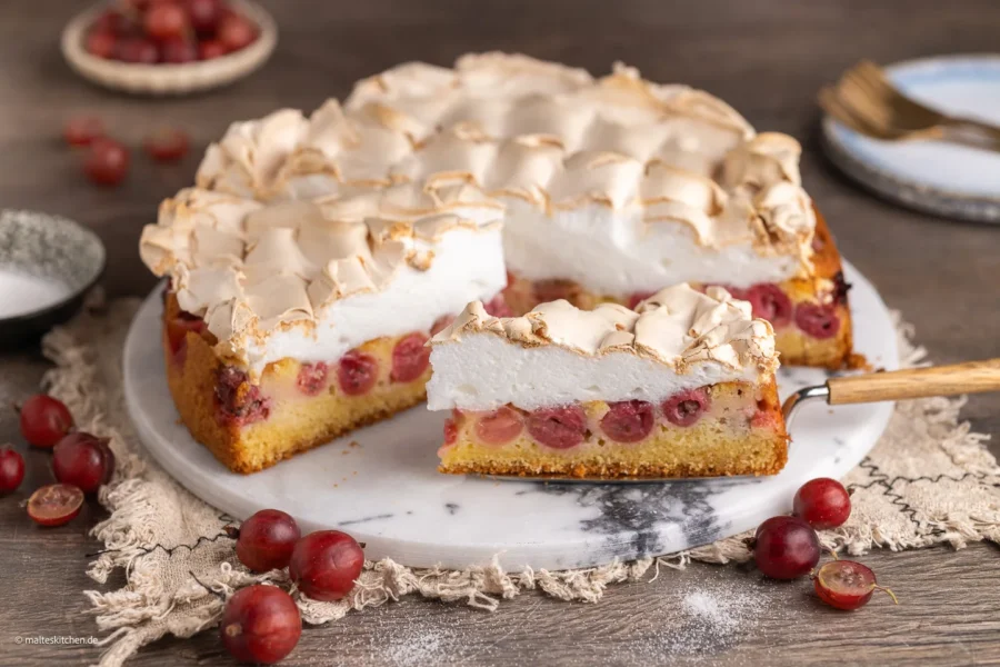 Stachelbeerkuchen mit Baiser